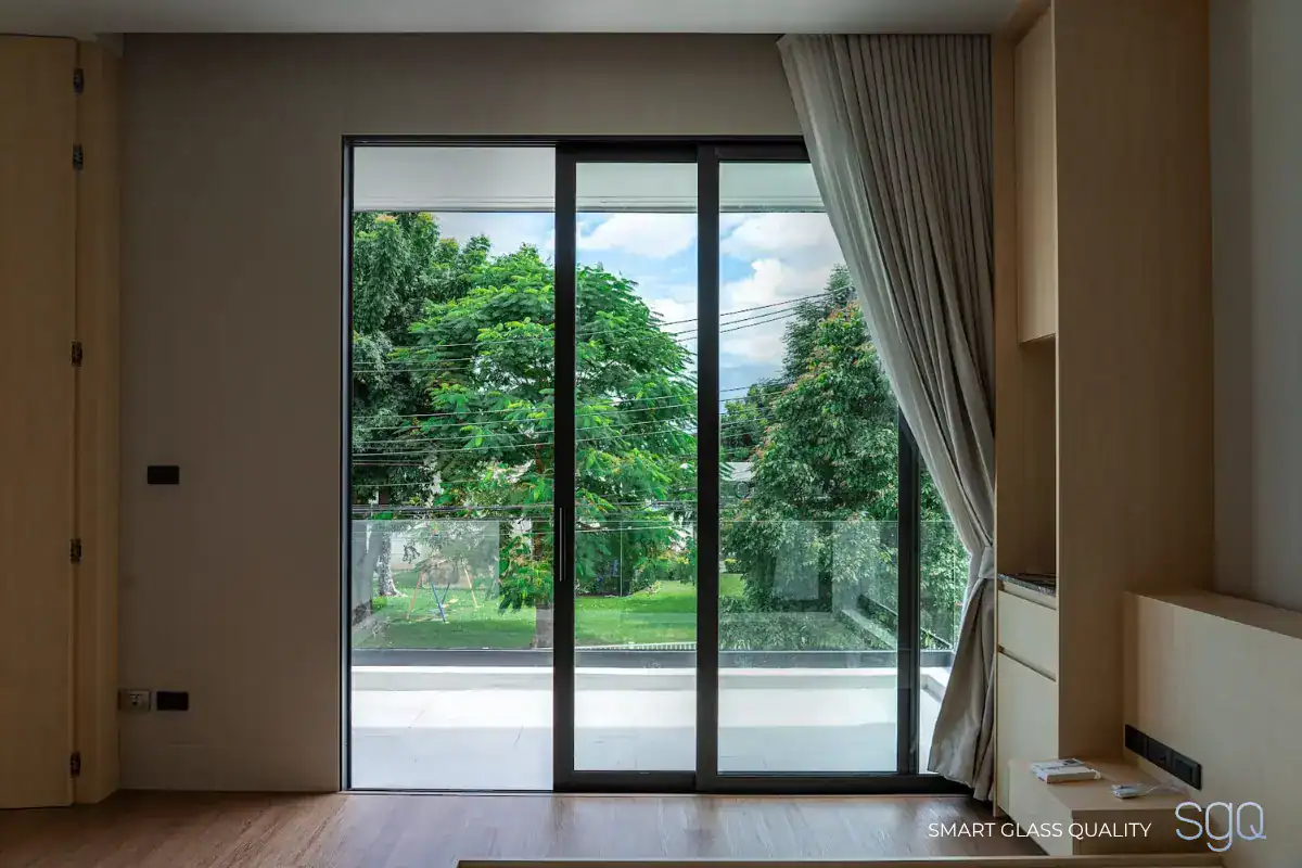 Large Glass Sliding Doors and TIS-Standard Aluminum Thickness by SGQ Khlong Sam