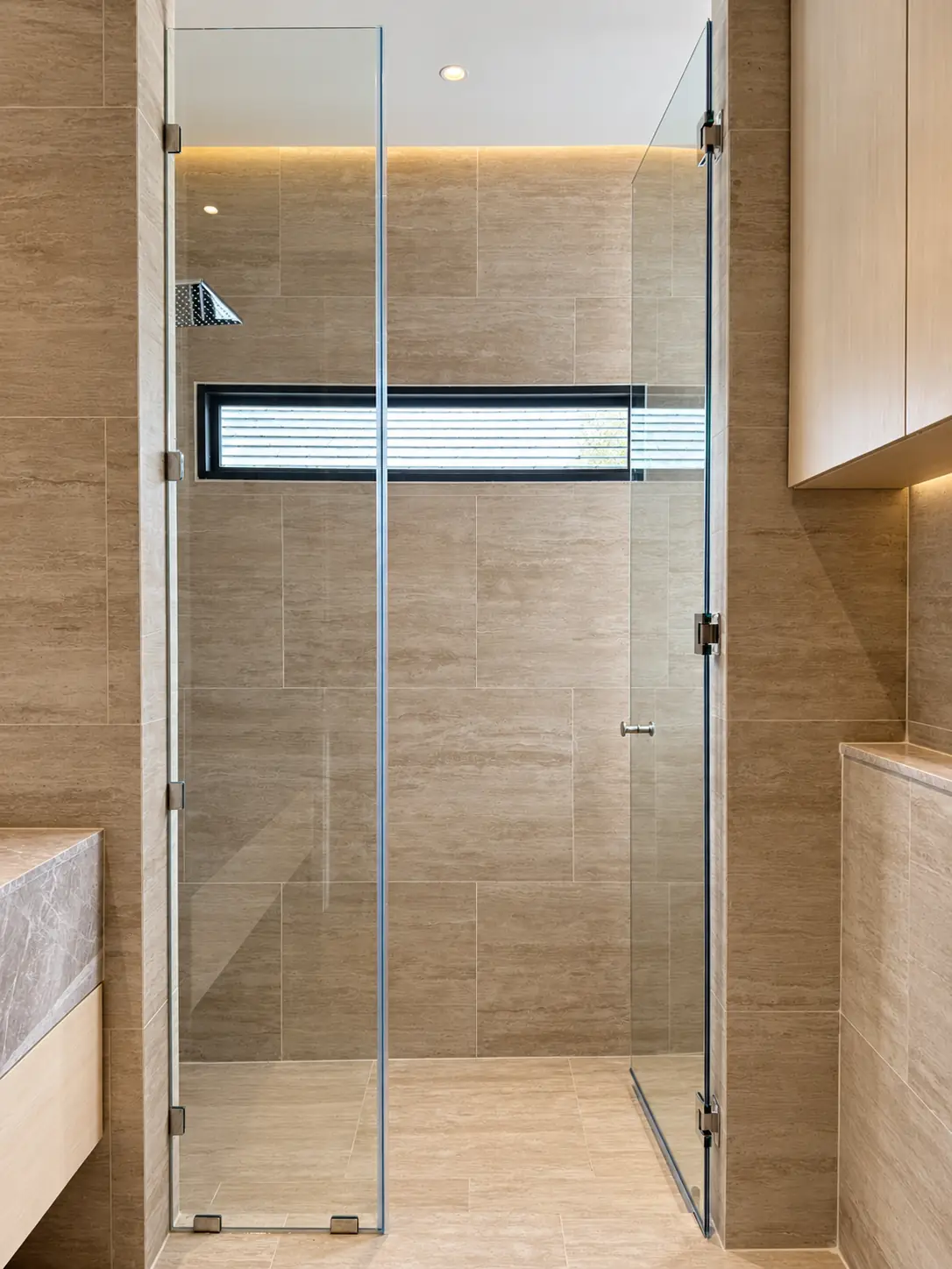 Frameless Tempered Glass Shower Door with Fixed Panel